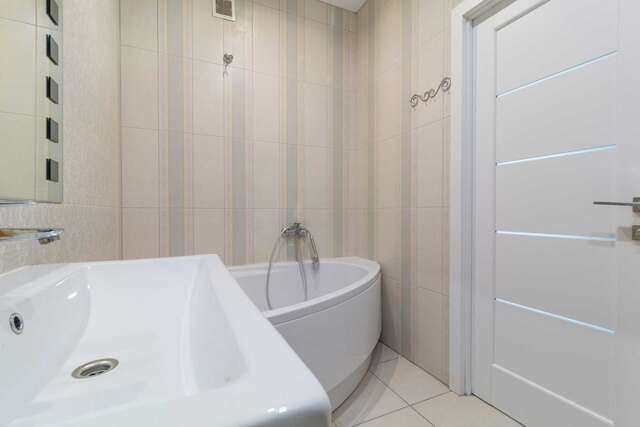 Апартаменты Most City Area 1-bedroom Panoramic View Днепр-15